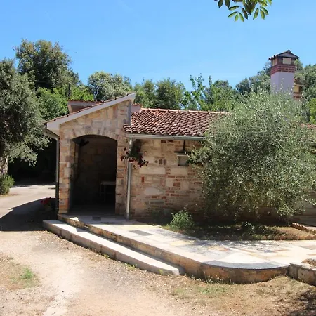 Casa Ava Mare * Ровинь